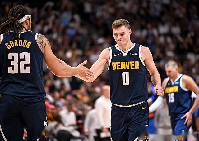 九游游戏中心-蒂姆新星重要助攻表现突出，掘金前途光明！赢得满堂喝彩-九游游戏中心